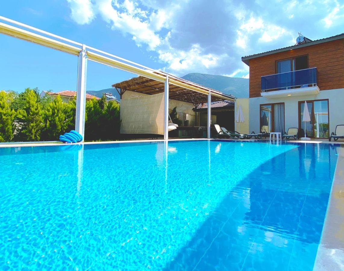 Nisa Villa, Oezel Havuzlu, *