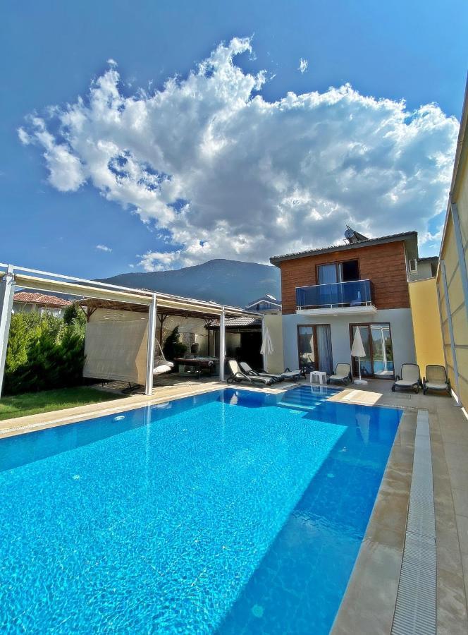 Nisa Villa, Oezel Havuzlu, *