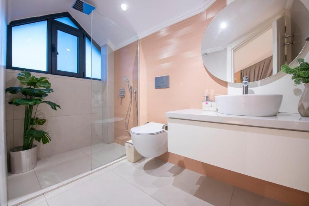 Luxury And Special Design In Hisaroenue Center -villa Bling Premium Villa *