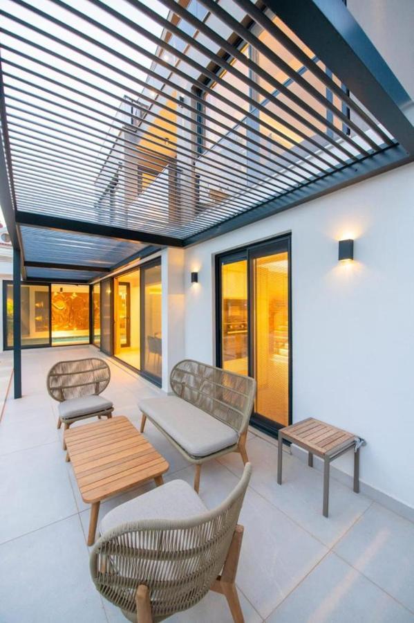 Luxury And Special Design In Hisaroenue Center -villa Bling Premium Villa *