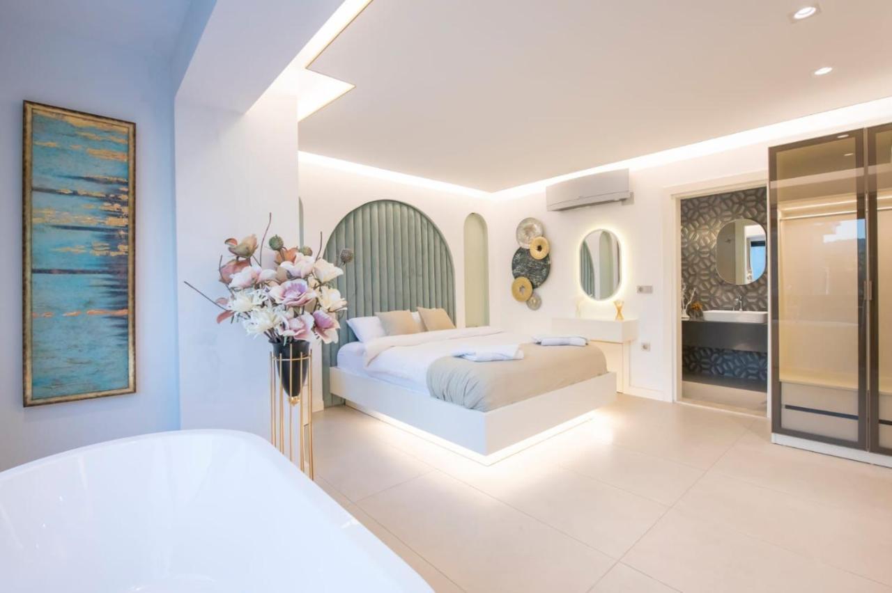 Luxury And Special Design In Hisaroenue Center -villa Bling Premium Villa *
