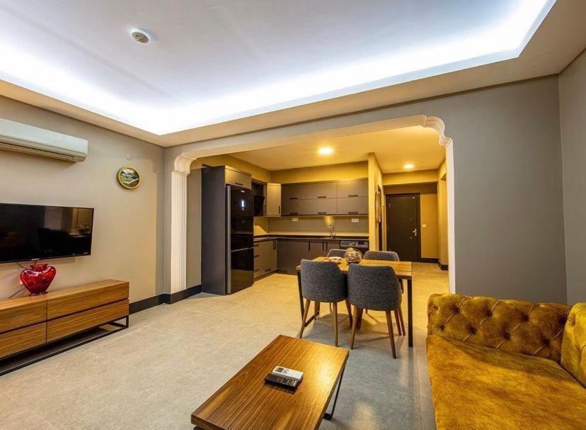 Aparthotel Golden Life *