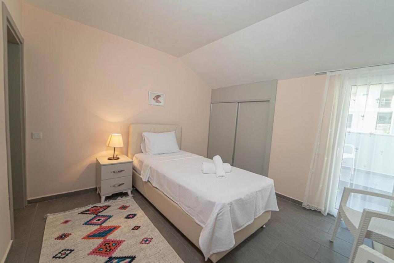 Lovely Duplex With Amazing View In Gocek Apartment *