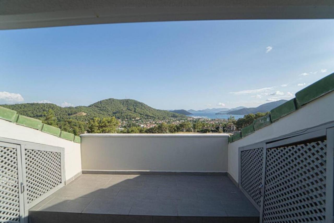 Lovely Duplex With Amazing View In Gocek Fethiye