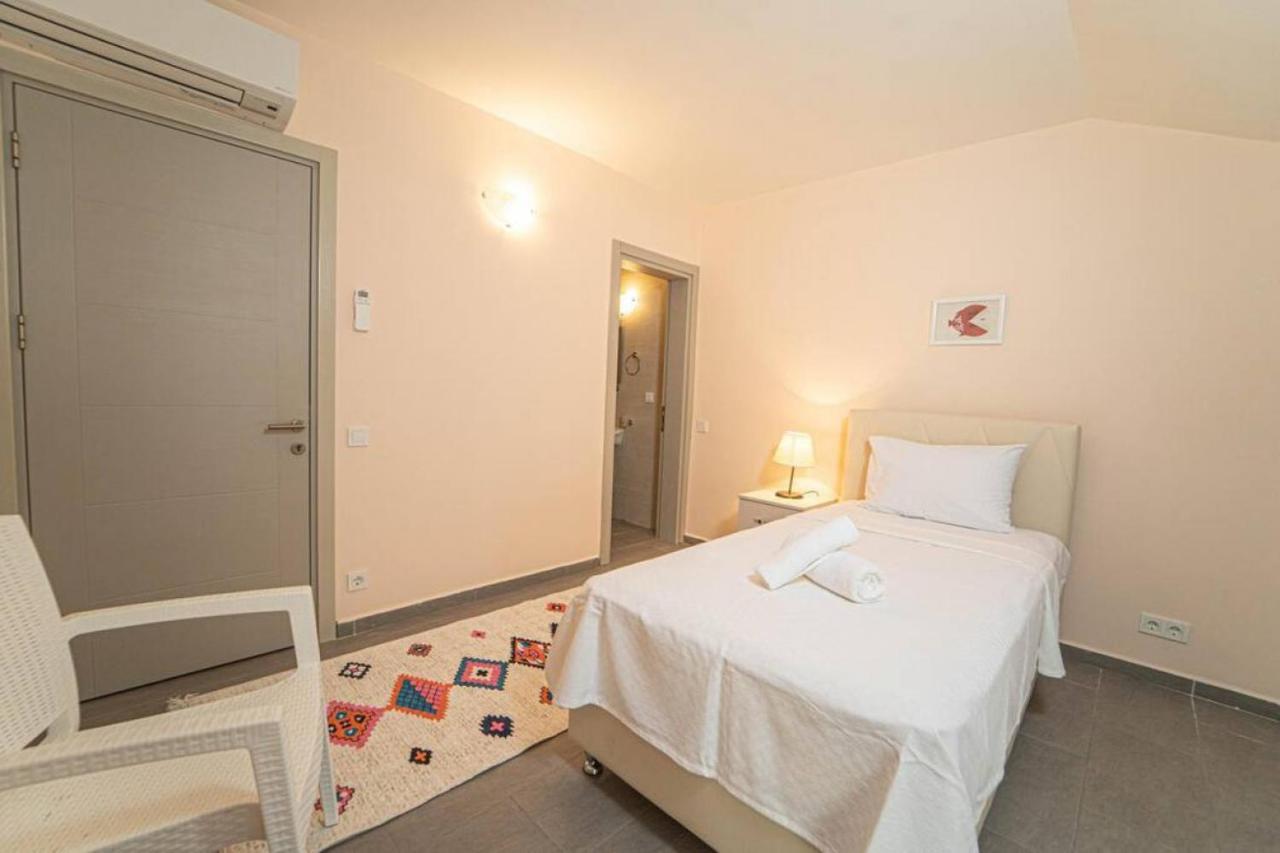 Lovely Duplex With Amazing View In Gocek *