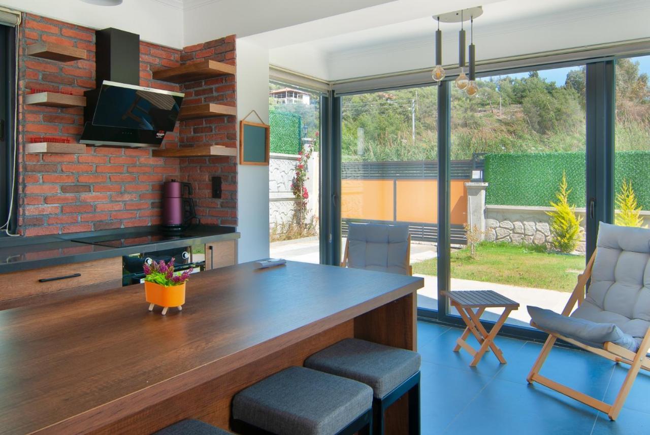Marvelous With Pool And Jacuzzi In Fethiye