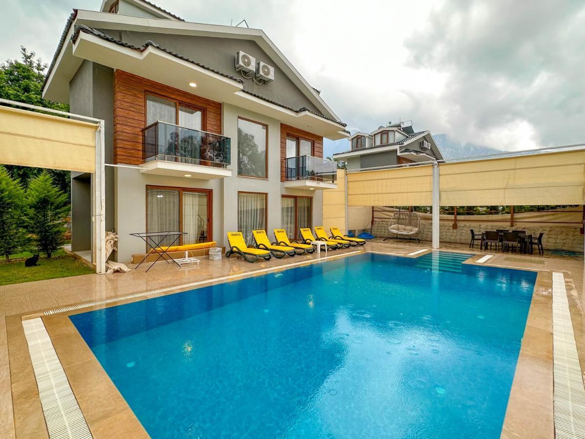 Tuna Villa, Oezel Havuzlu, Villa Fethiye