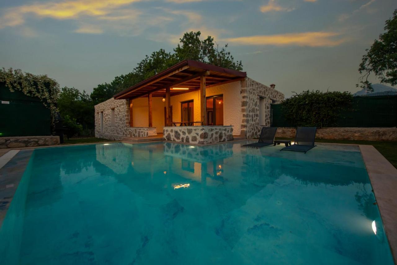 Eroglu Villa