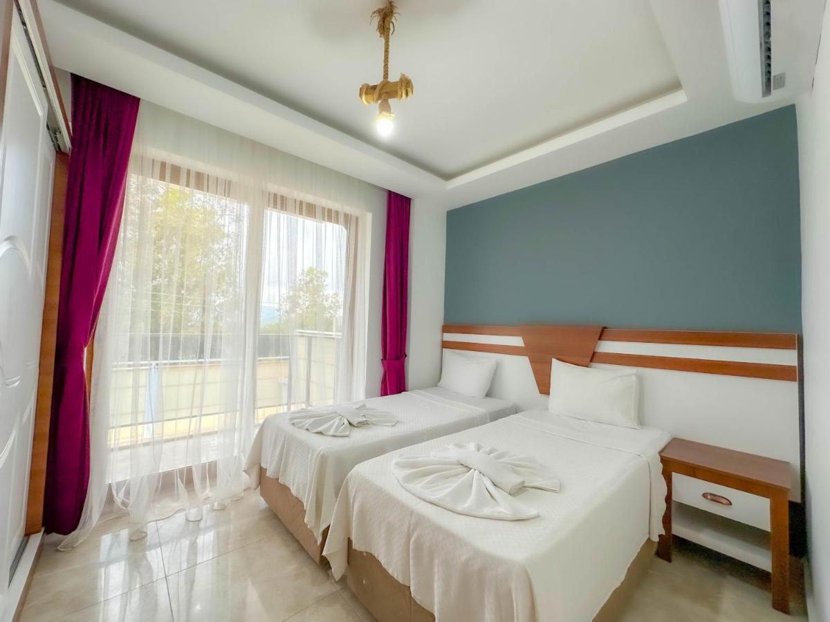 Tuna Villa, Oezel Havuzlu,