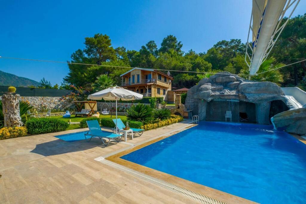 Lucky Kaydirakli Ve Selale Villa Fethiye