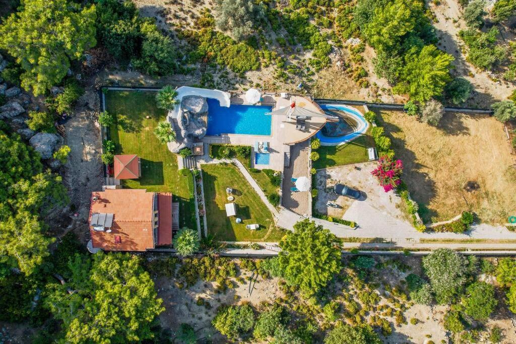 Lucky Kaydirakli Ve Selale Villa Fethiye