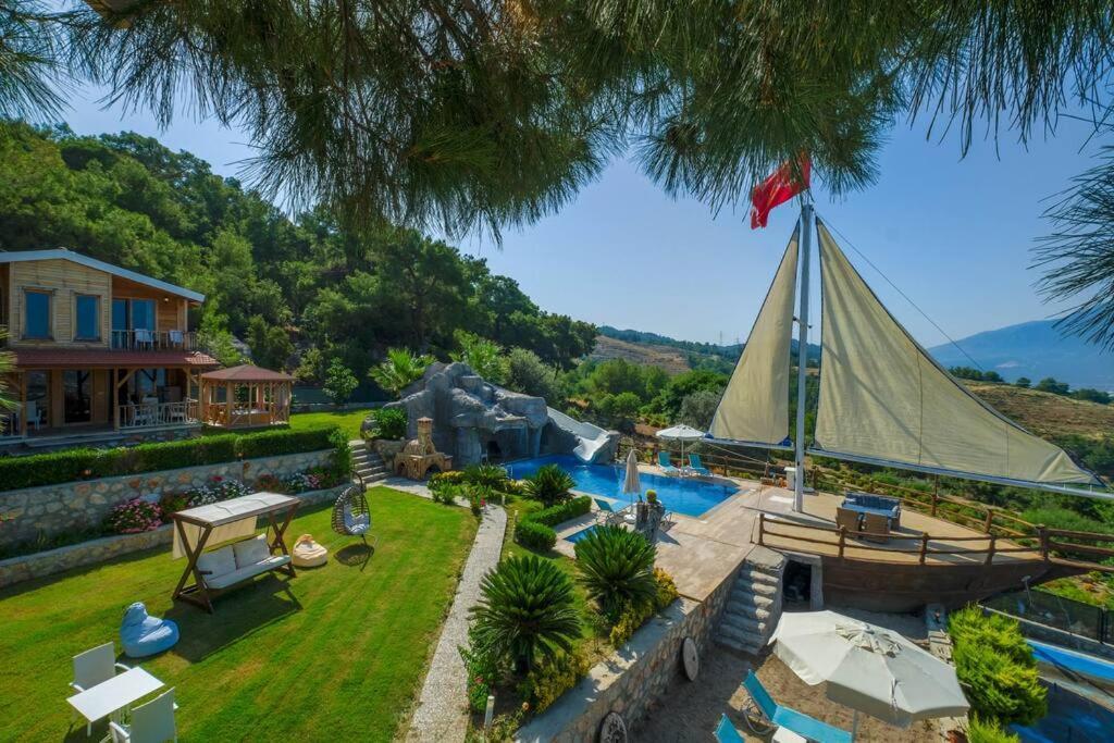 Lucky Kaydirakli Ve Selale