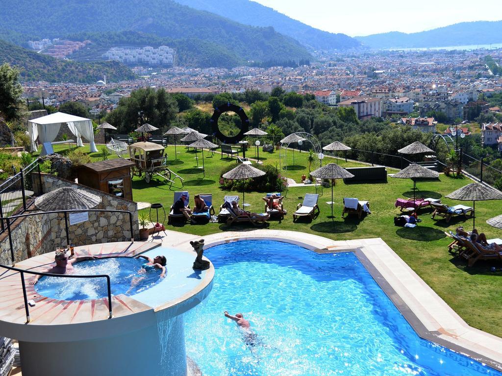 Hotel Sundial Hotel & Restaurant