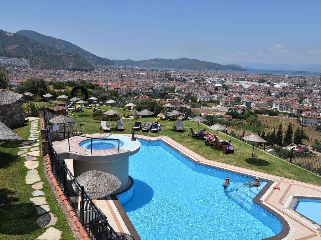 Sundial Hotel & Restaurant Hotel *