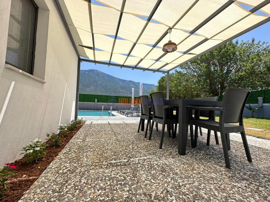 Arya Villa