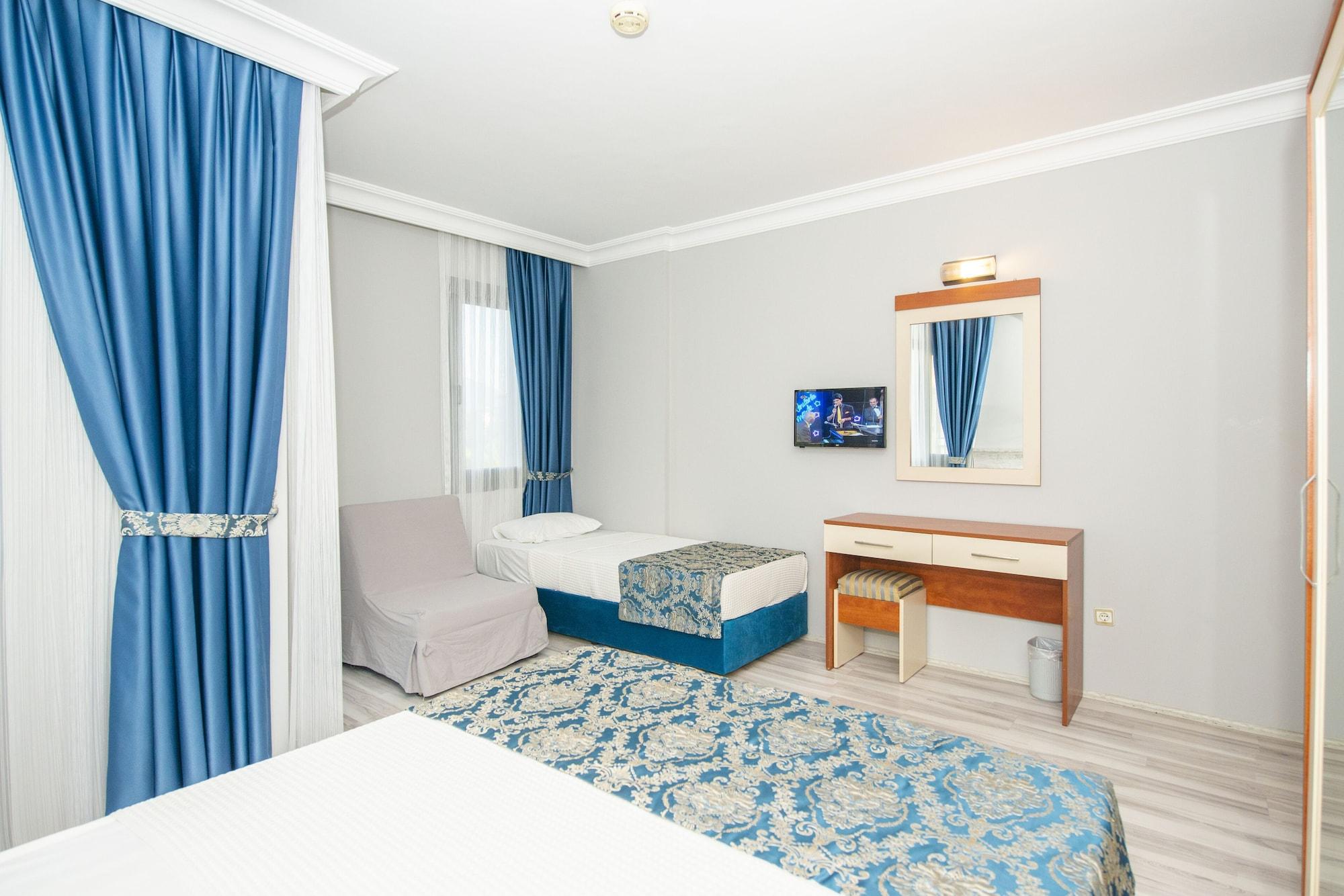 Otel Golden Moon