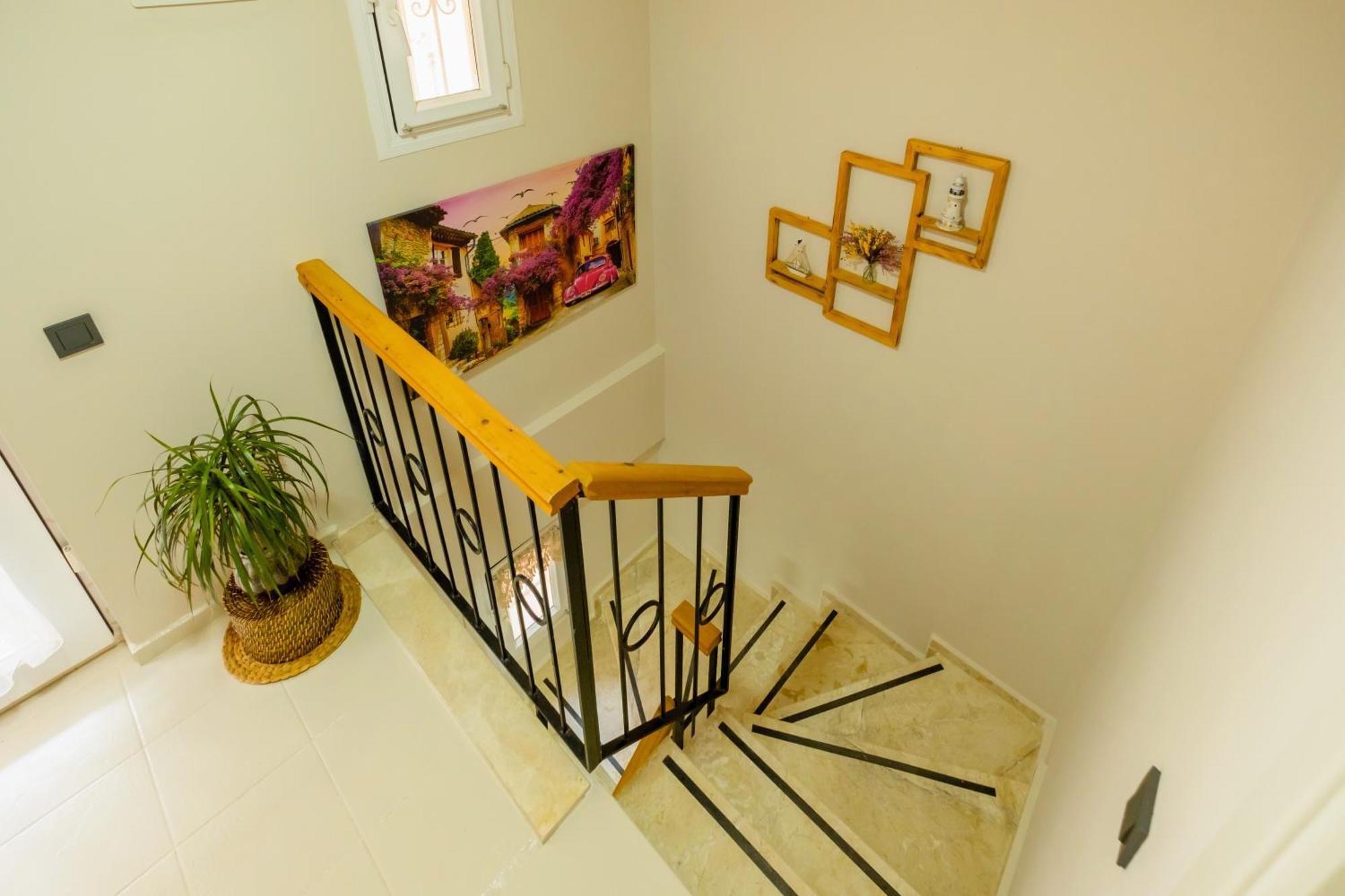 Henna Villa *