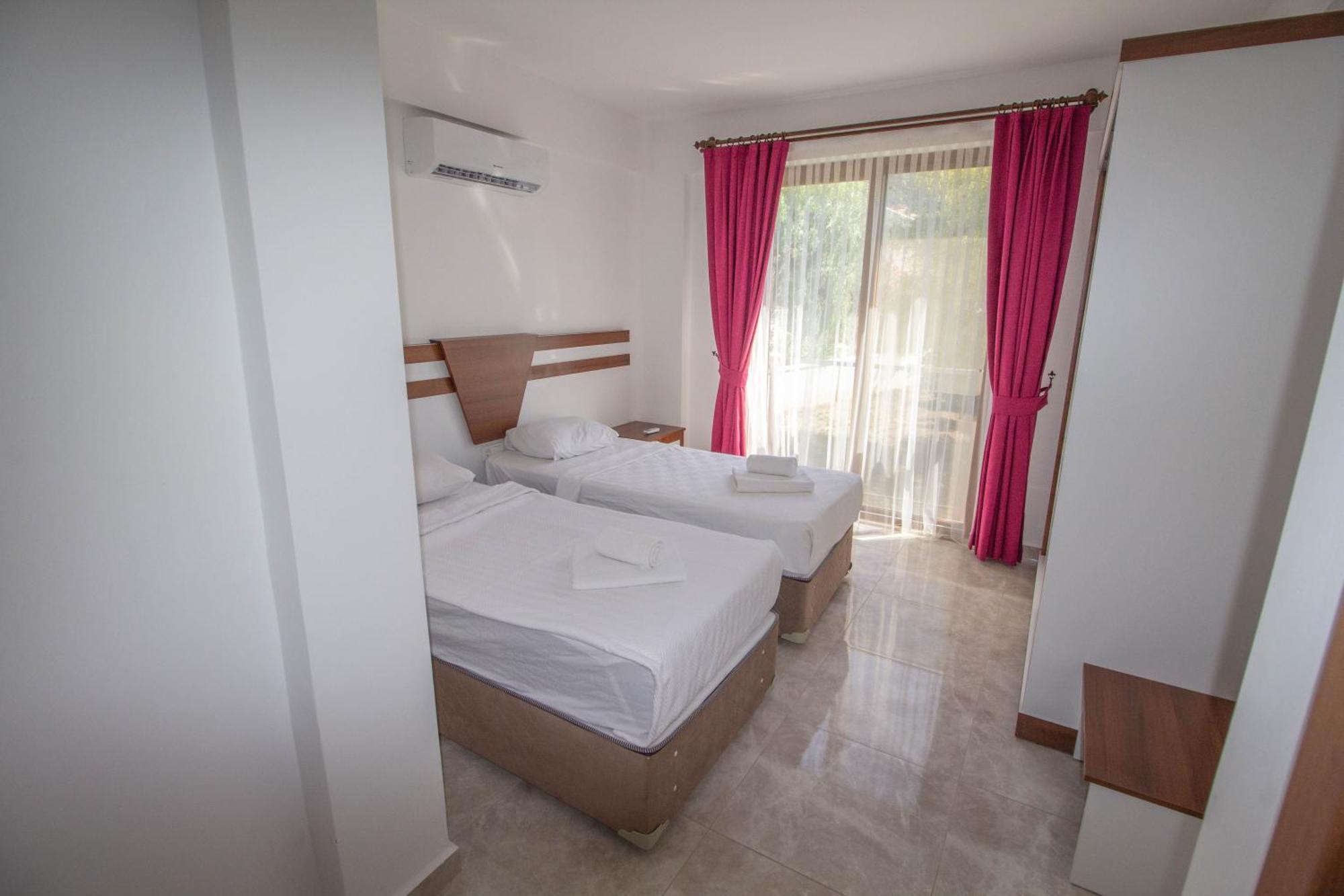 Villa Nisa Villa, Oezel Havuzlu,