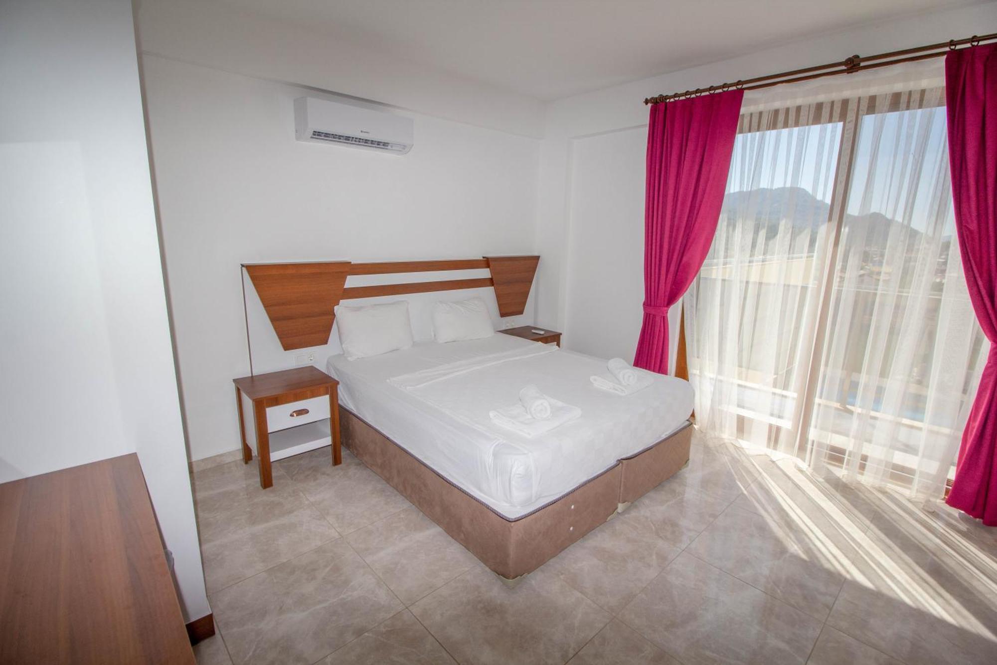 Nisa Villa, Oezel Havuzlu, Villa *