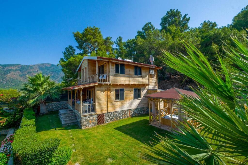 Villa Lucky Kaydirakli Ve Selale Fethiye