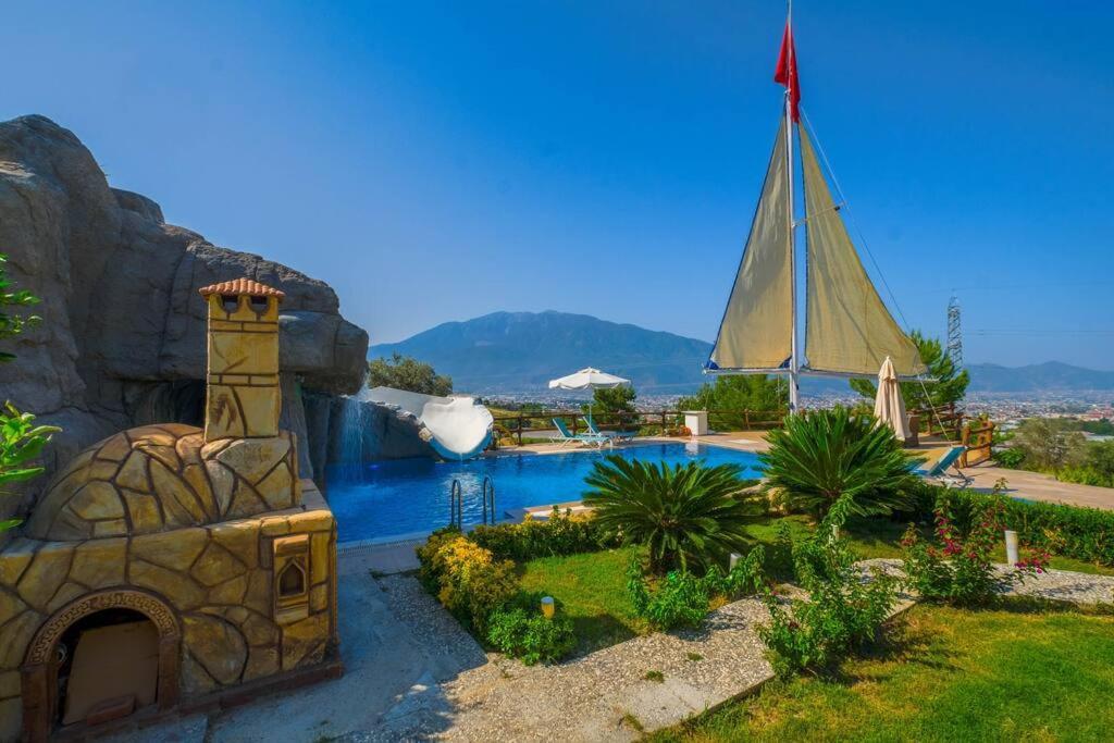 Lucky Kaydirakli Ve Selale Villa Fethiye
