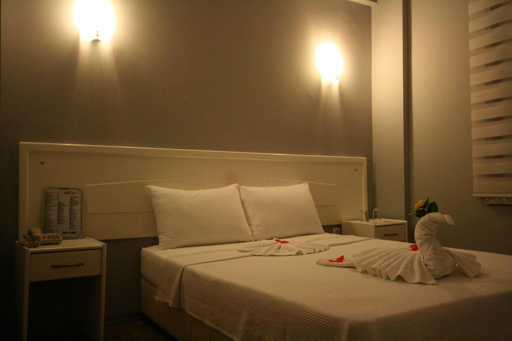 Hotel Adrian