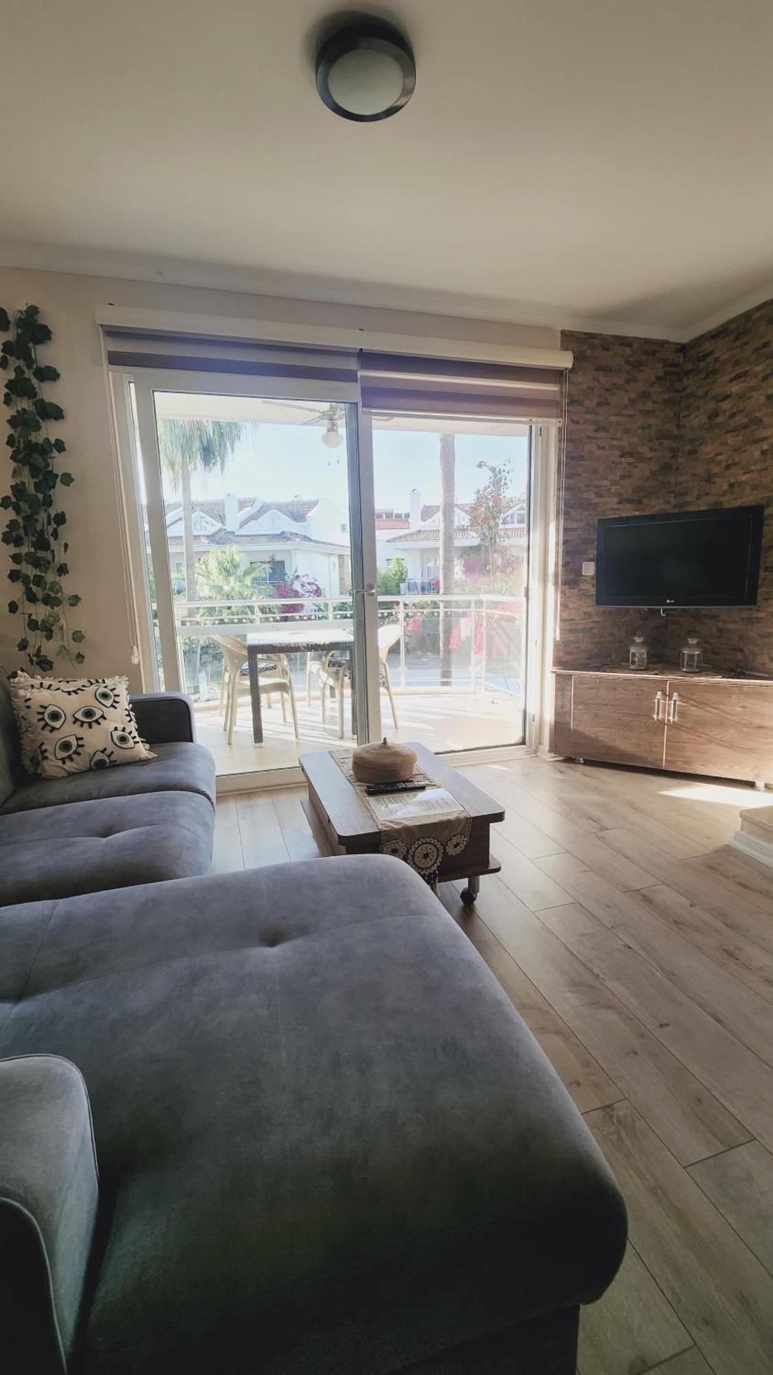 Calish Duplex