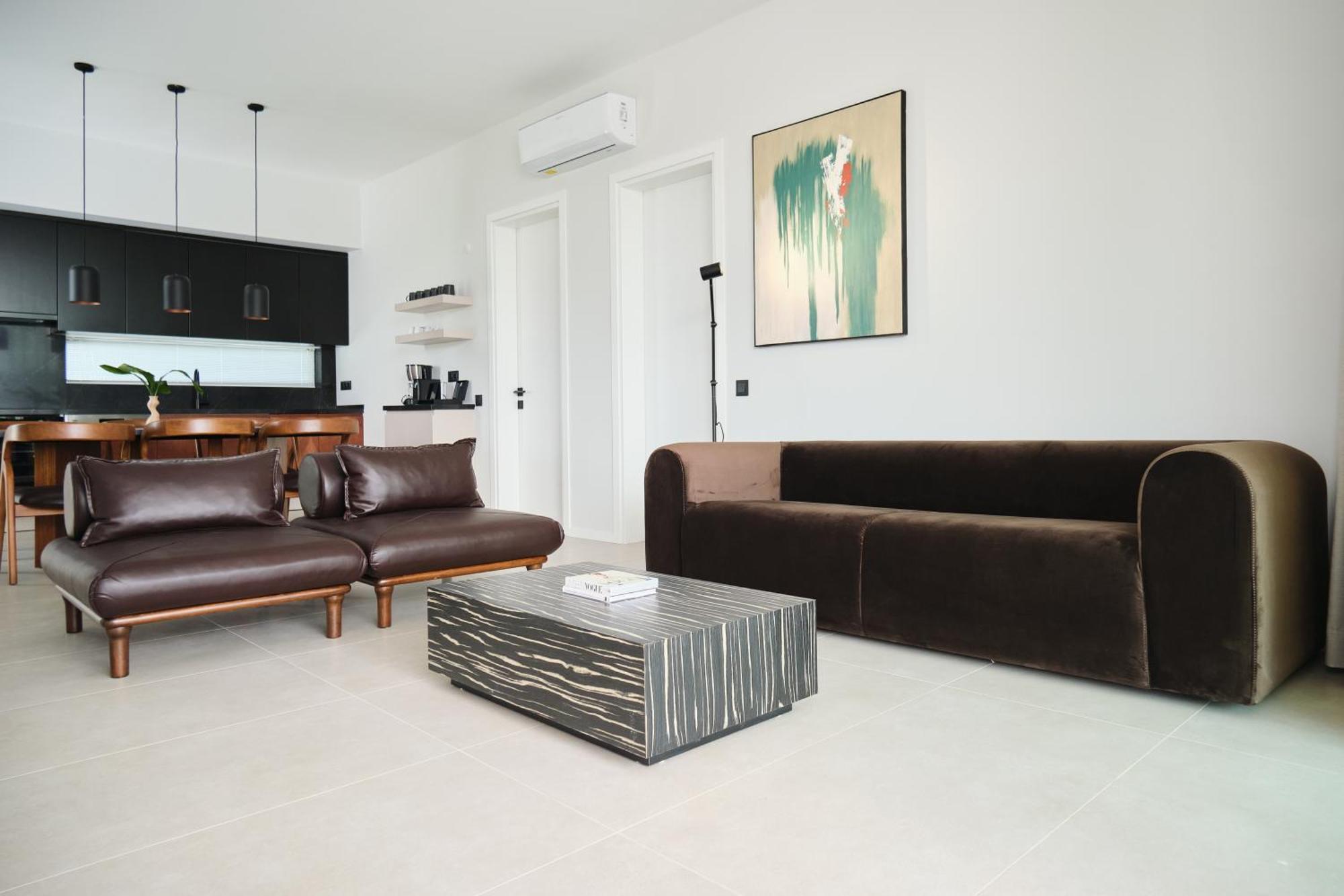 Villa Ashta / Color Block *