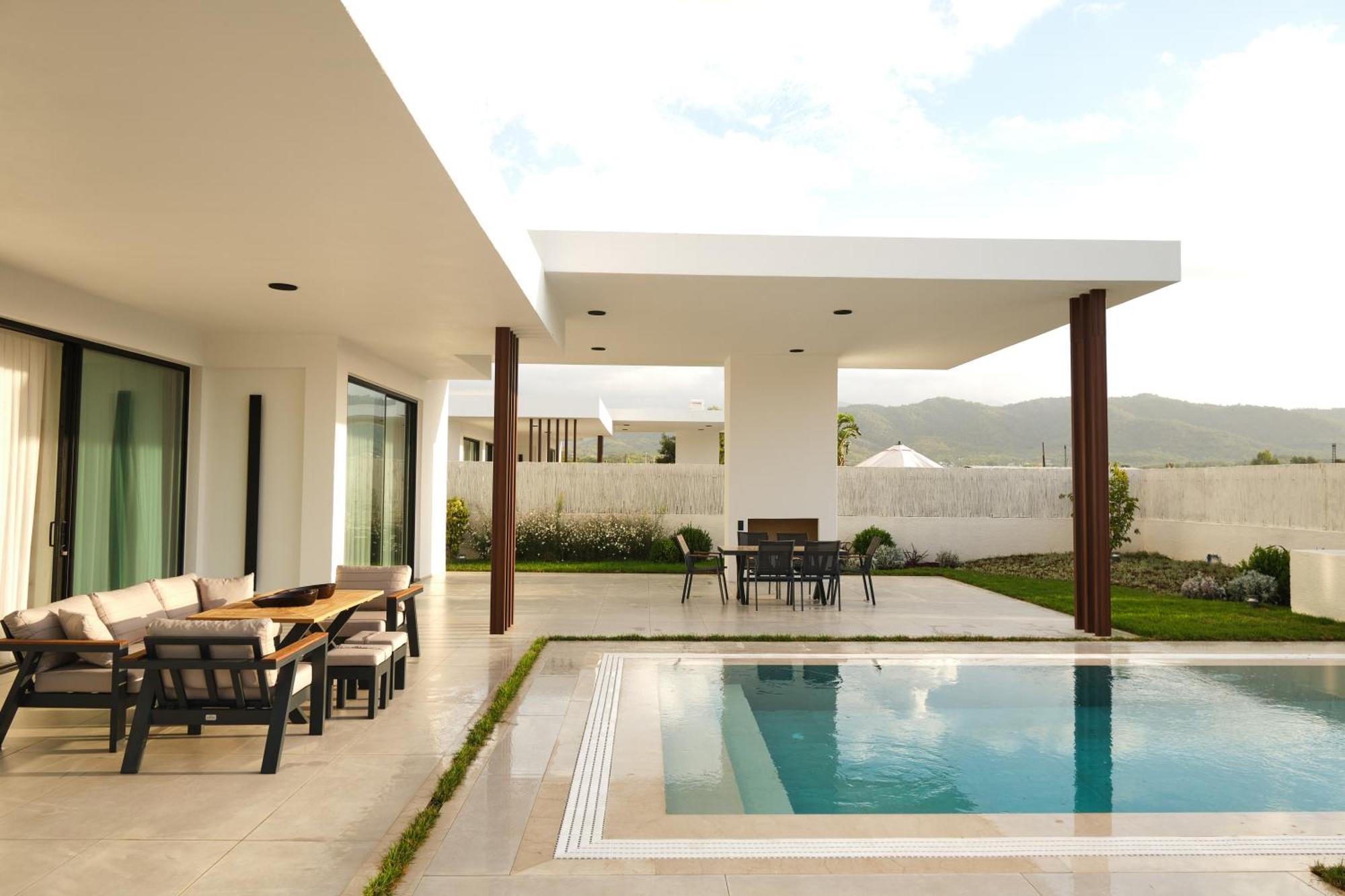 Ashta Gold Villa *
