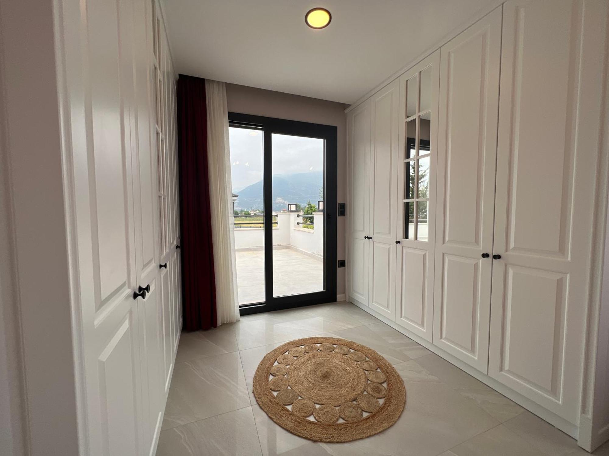 Ahu Grape Villa *