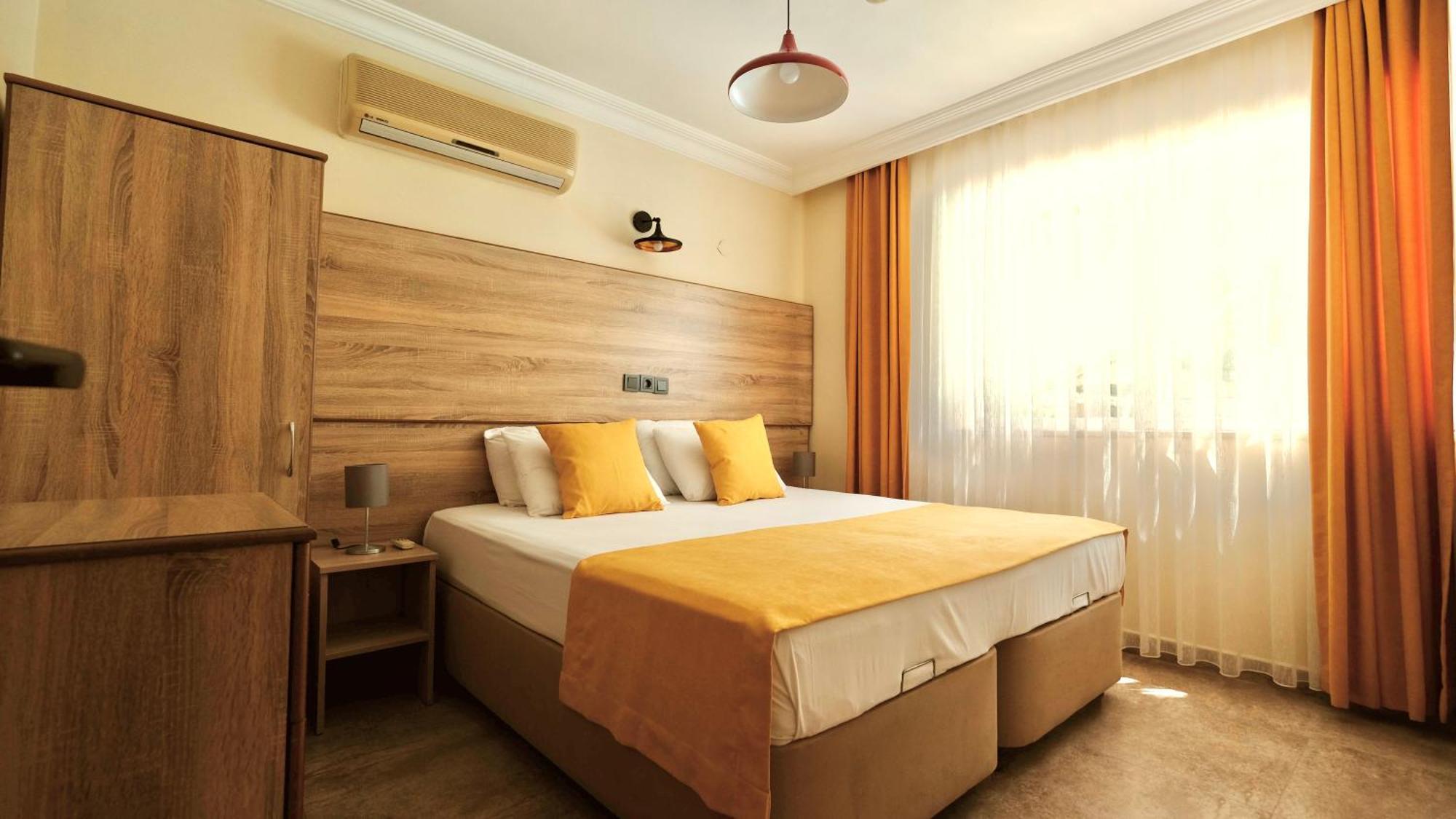 Aparthotel Ten Apart Hotel 3*