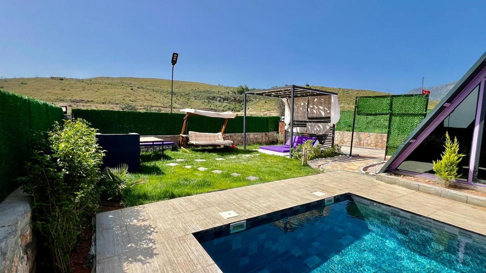 Hidden Paradise Garden Villa