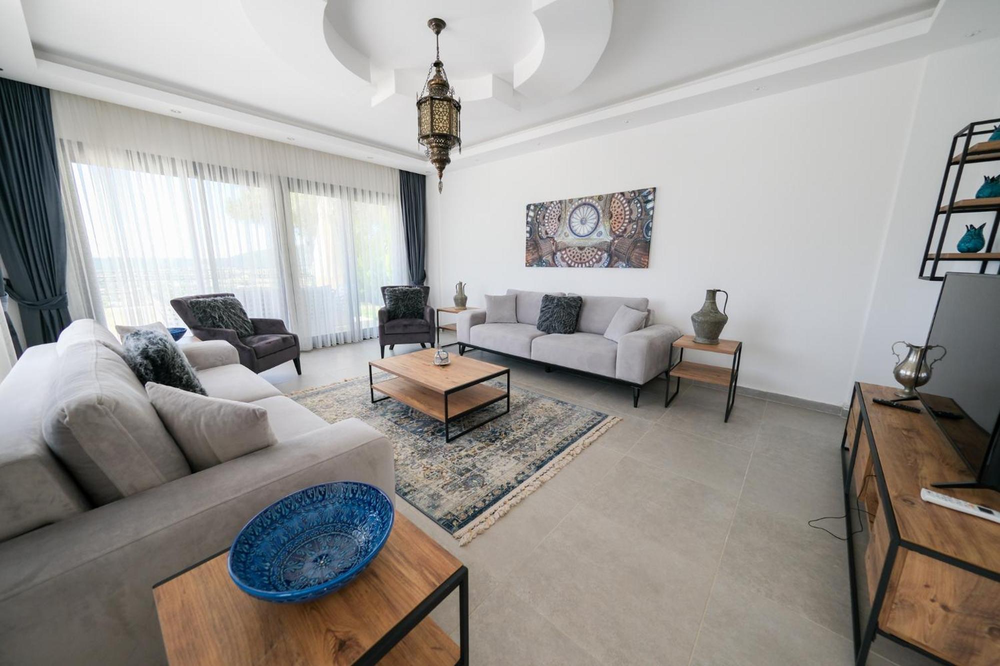 Mediterranean Breeze - Family-friendly Luxury - By Sunworld *