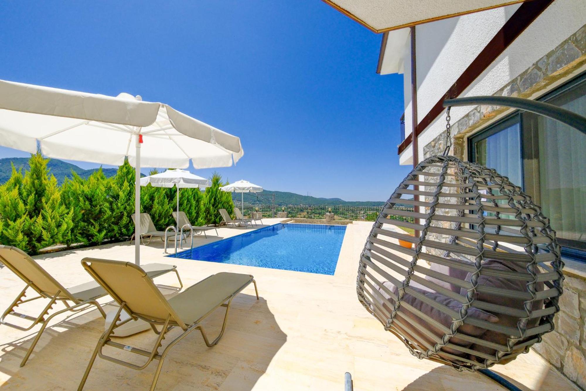 Villa Mediterranean Breeze - Family-friendly Luxury - By Sunworld