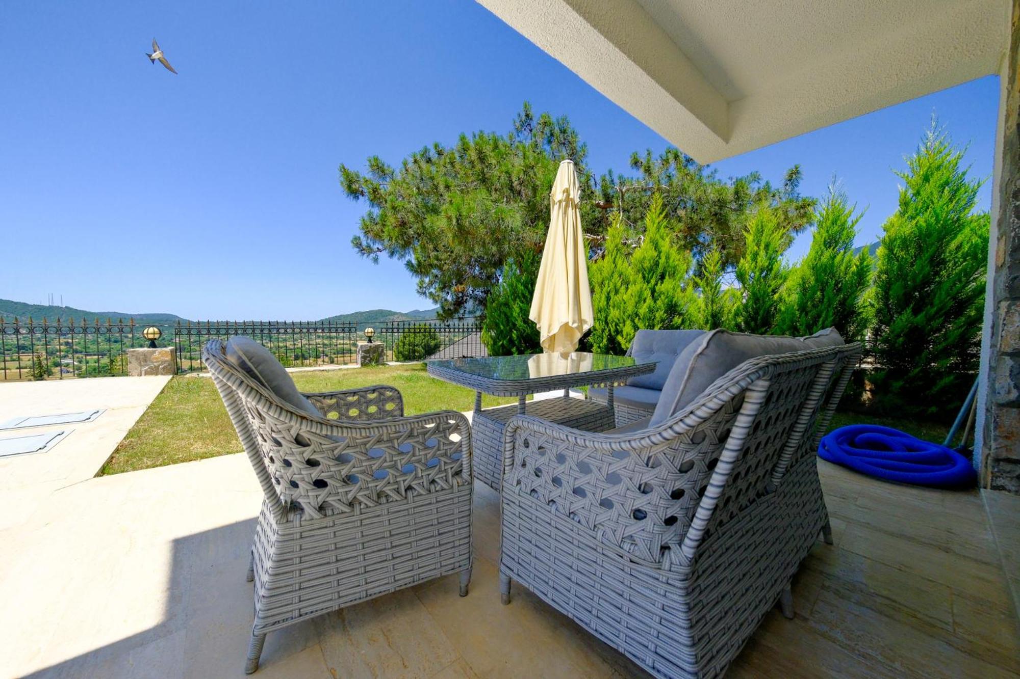 Villa Mediterranean Breeze - Family-friendly Luxury - By Sunworld