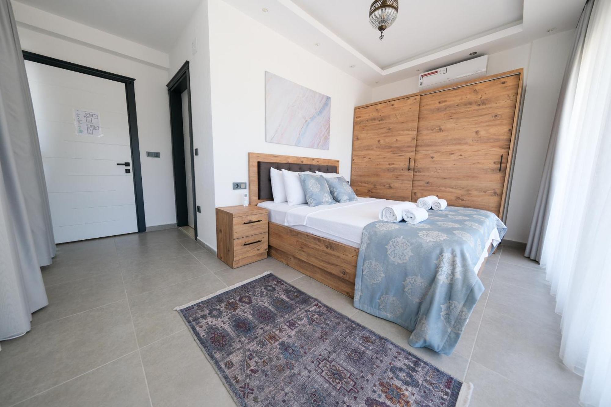 Mediterranean Breeze - Family-friendly Luxury - By Sunworld *