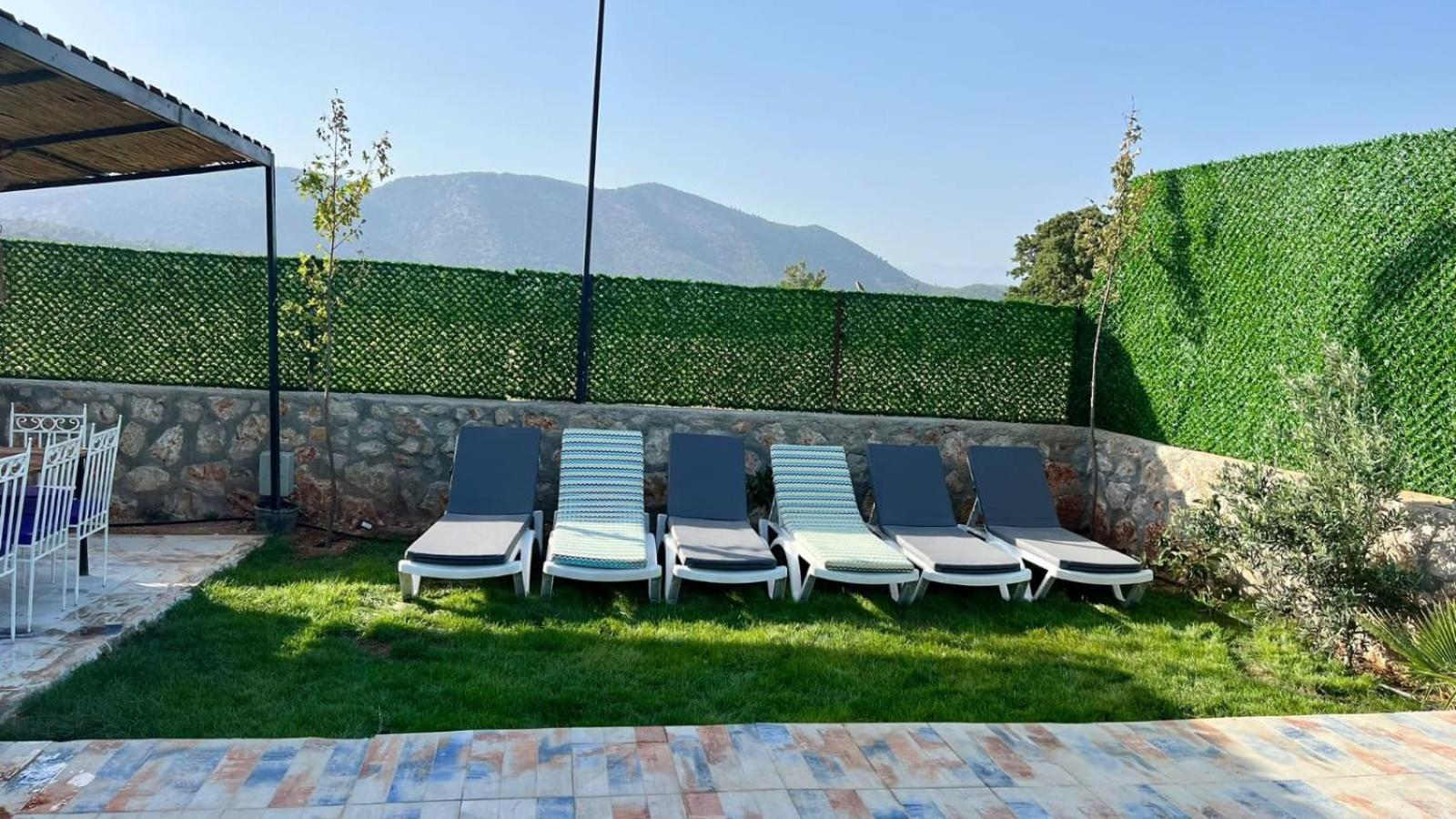 Hidden Paradise Garden Villa *