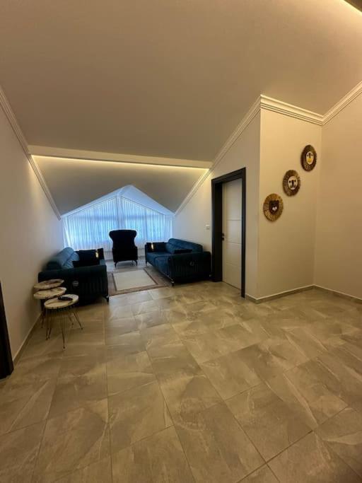 Camelia House *