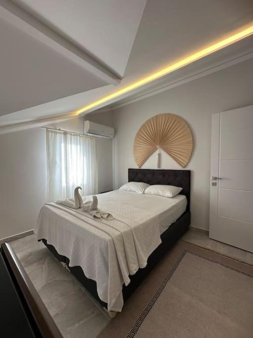 Camelia House *