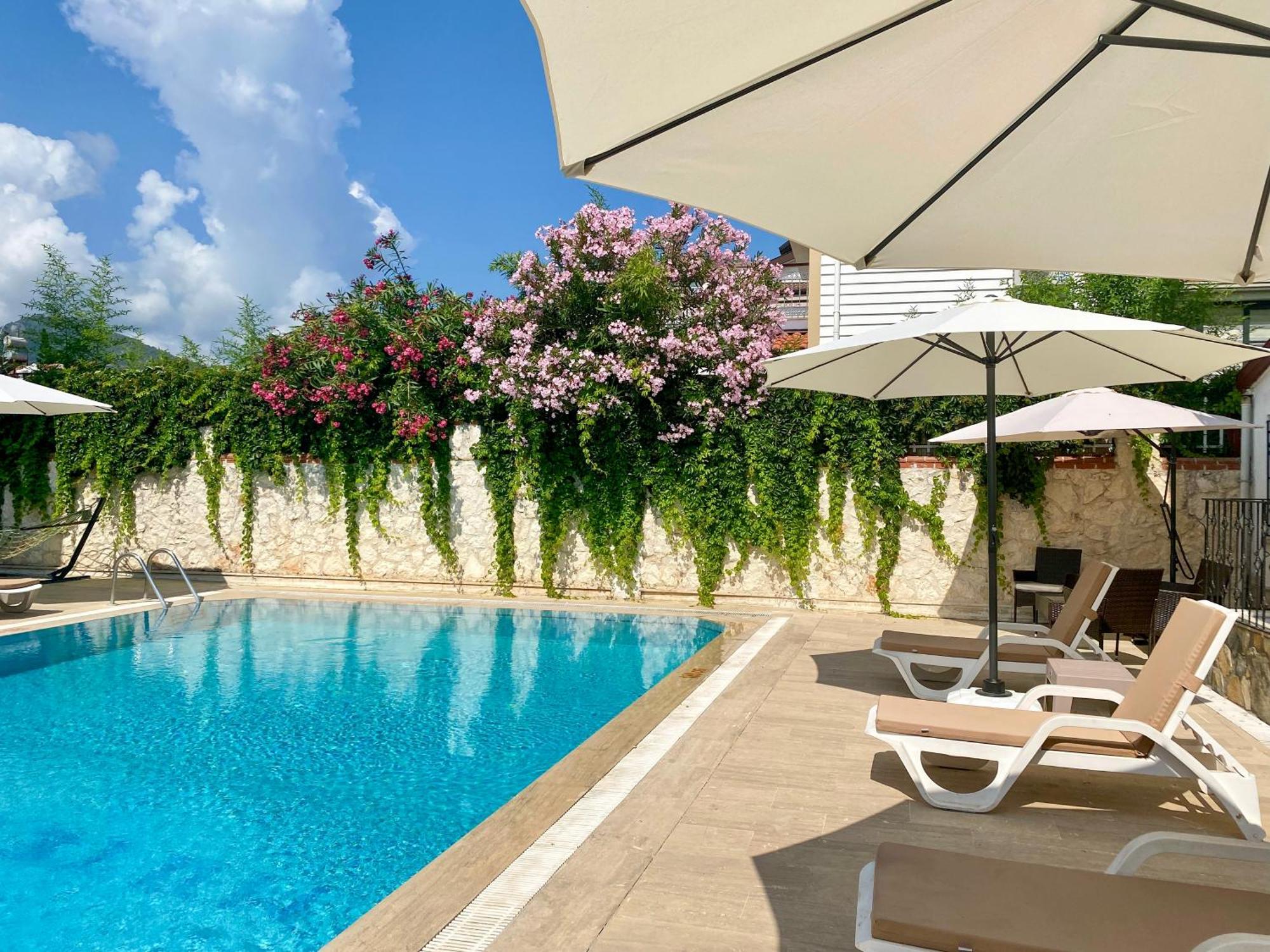 Cam Hotel Fethiye
