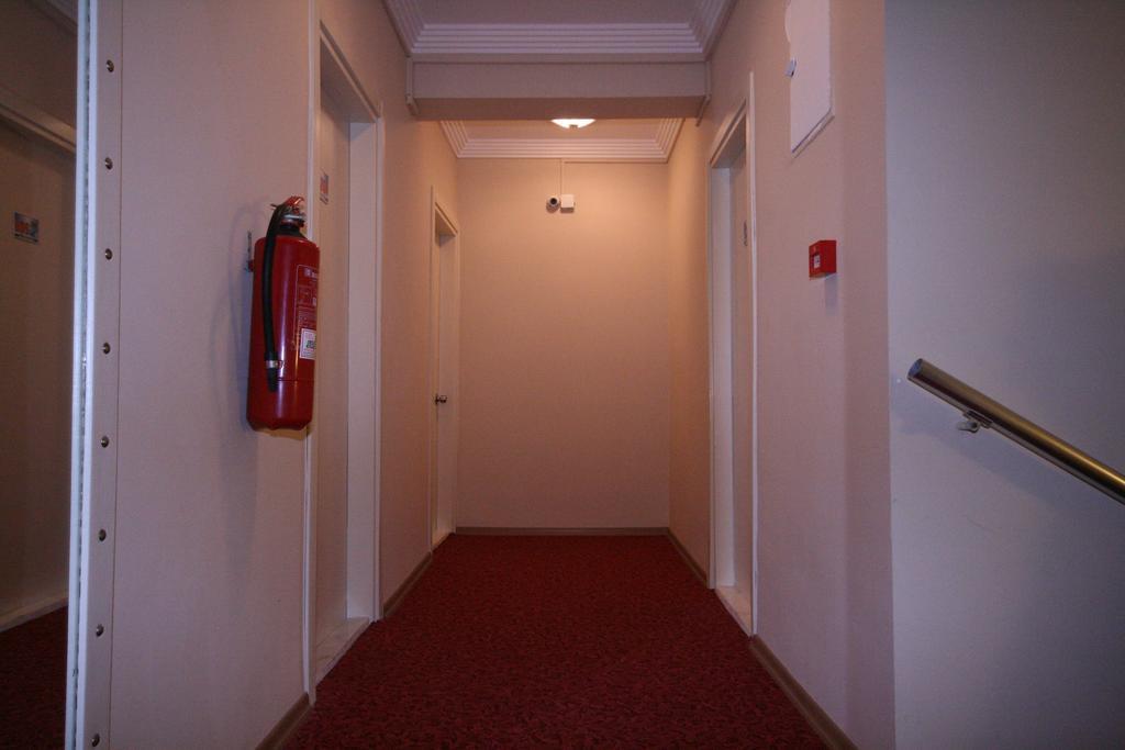 Adrian Hotel