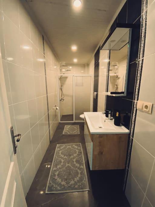 Apartment Luna House - Manzara, Jakuzi, 4 Yatak Odasi *