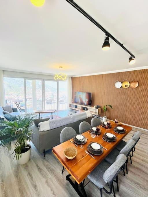 Apartment Luna House - Manzara, Jakuzi, 4 Yatak Odasi *