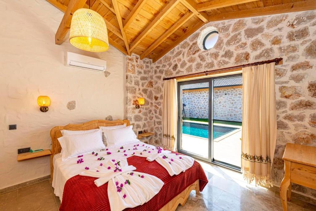 Canoezue 1 Villa *