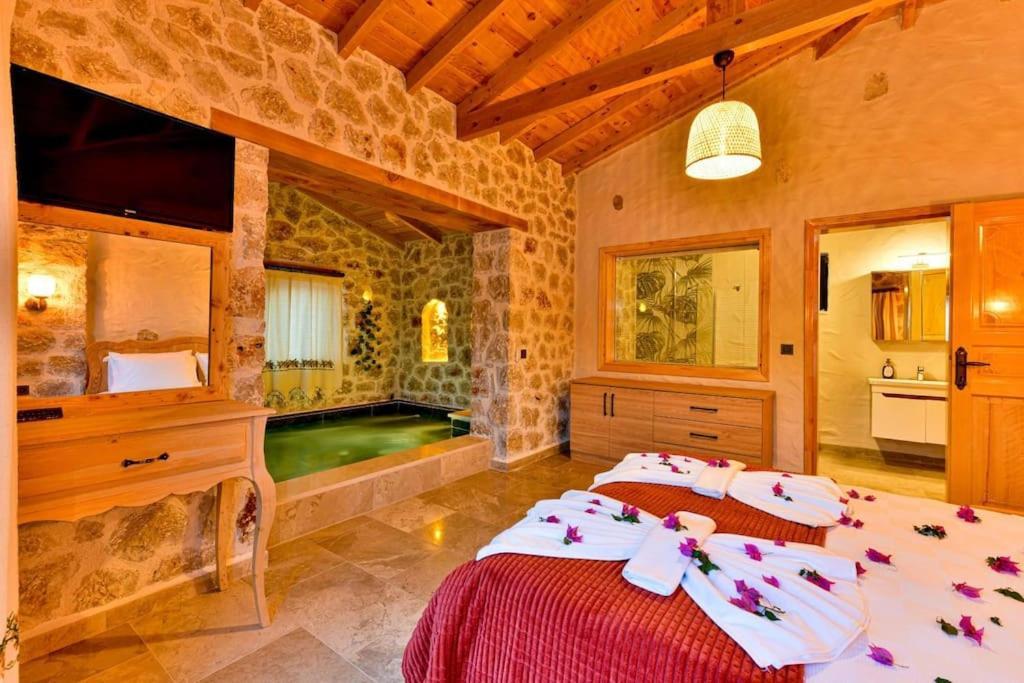 Canoezue 1 Villa