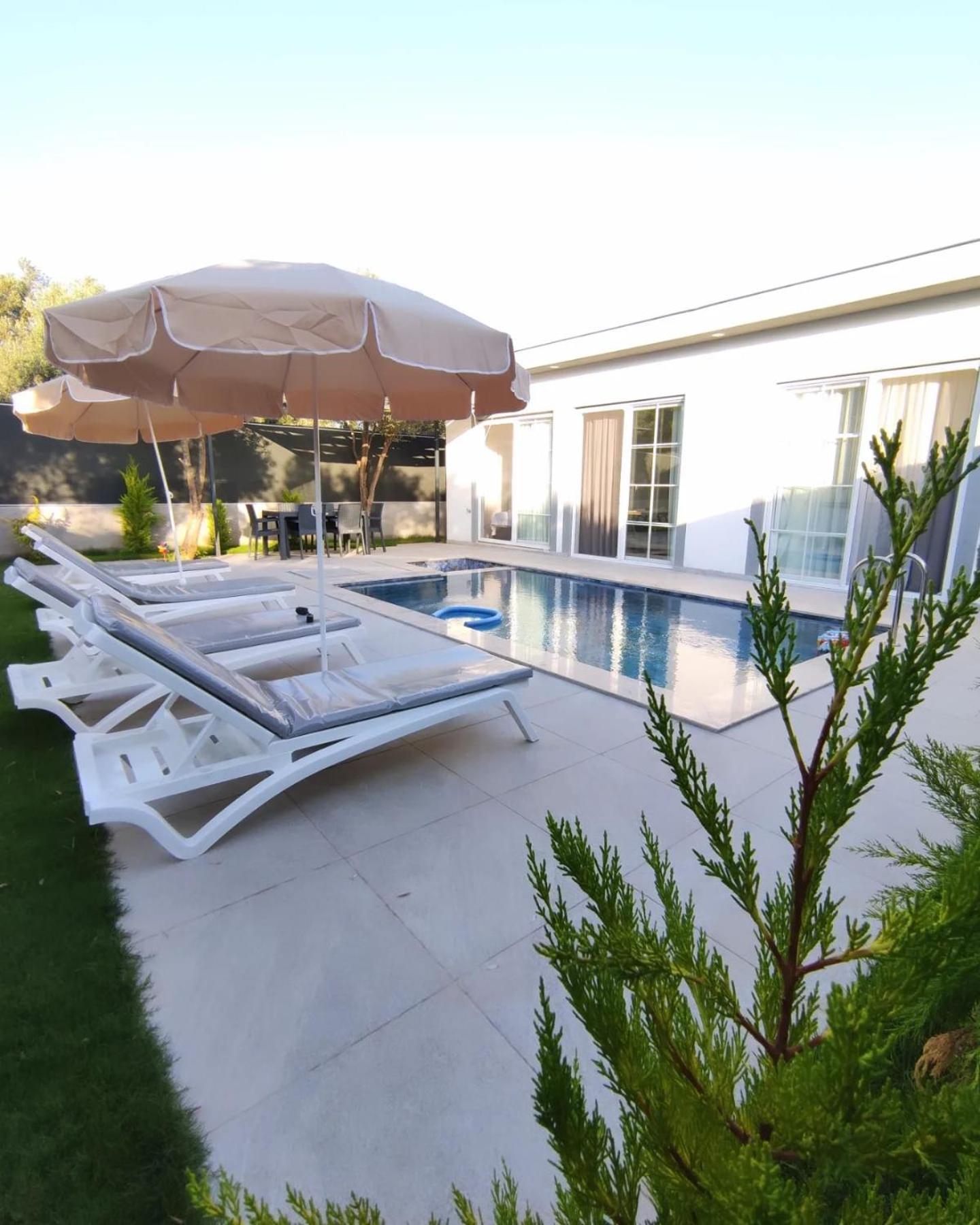 Derya Tatilden Fazlasi Villa