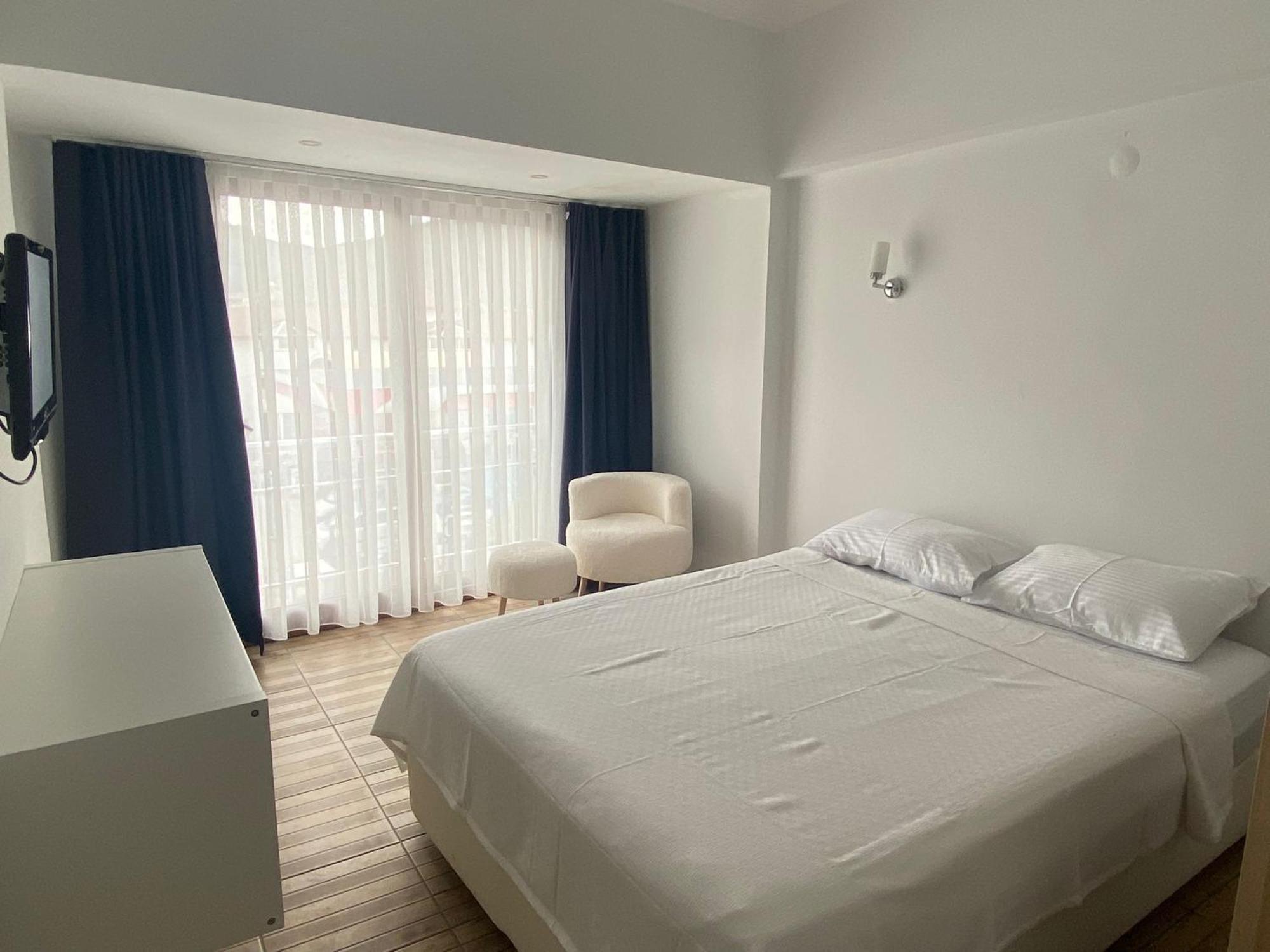 Hotel Bouvardia 4*