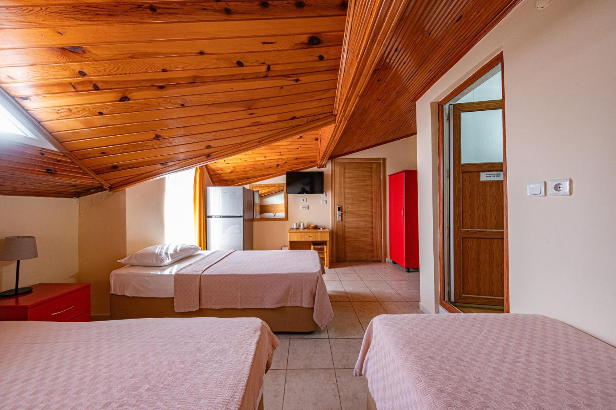 Aparthotel Ten Apart Hotel 3*