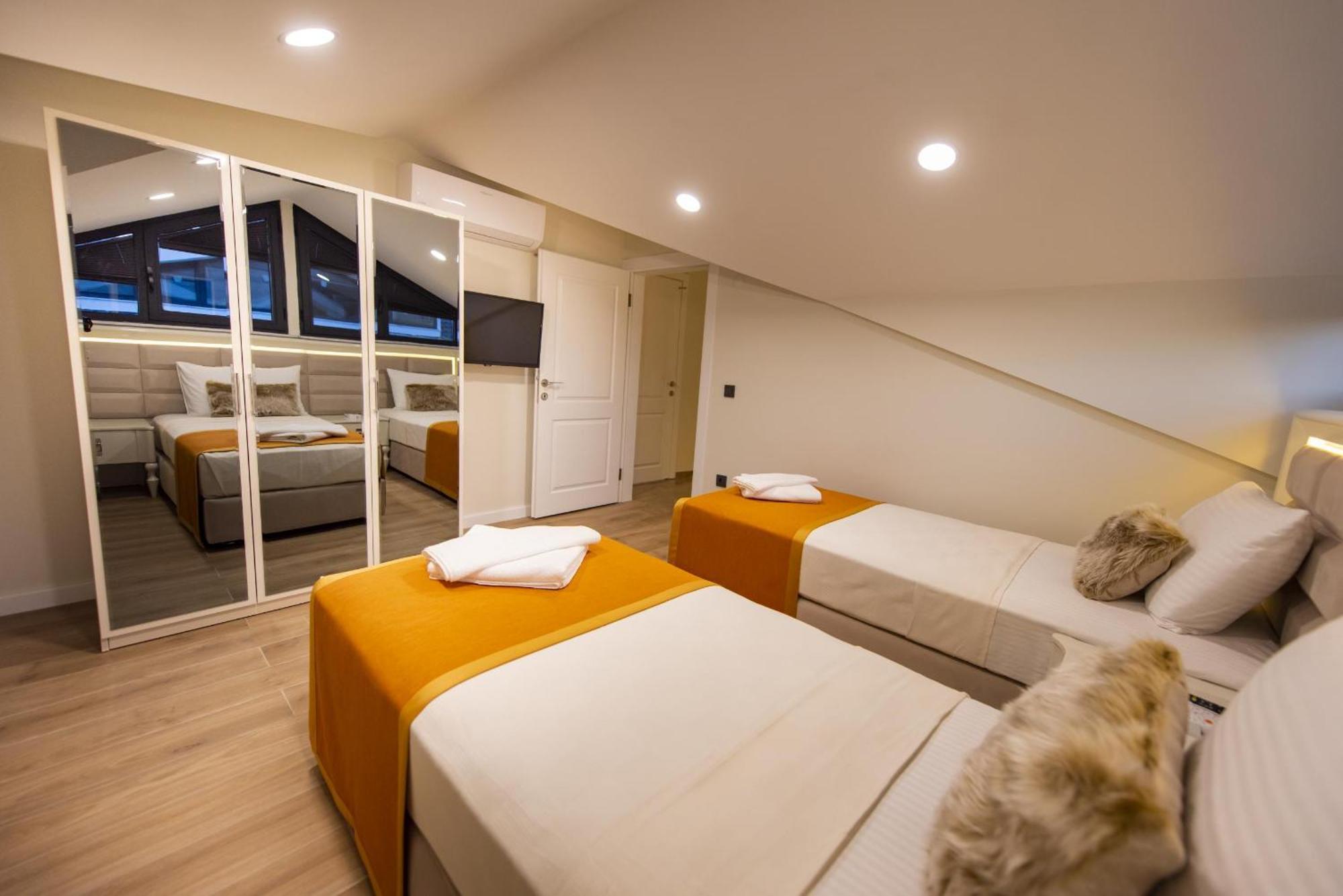 Oeluedeniz Ovacik 4 1 Salon 8 Kisilik Tatil Villasi * Fethiye