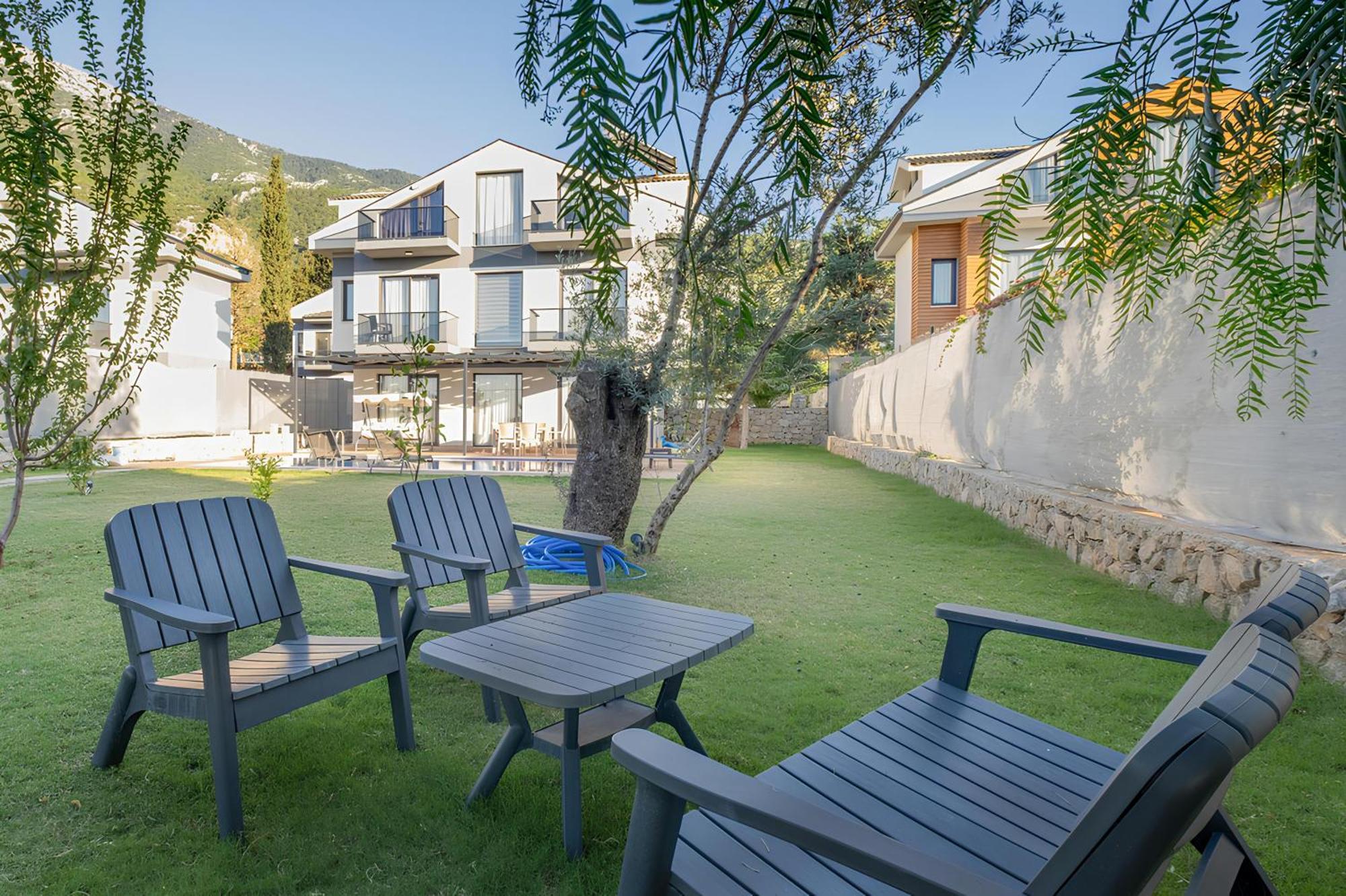 Villa Tranquil Peaceful Tunc *